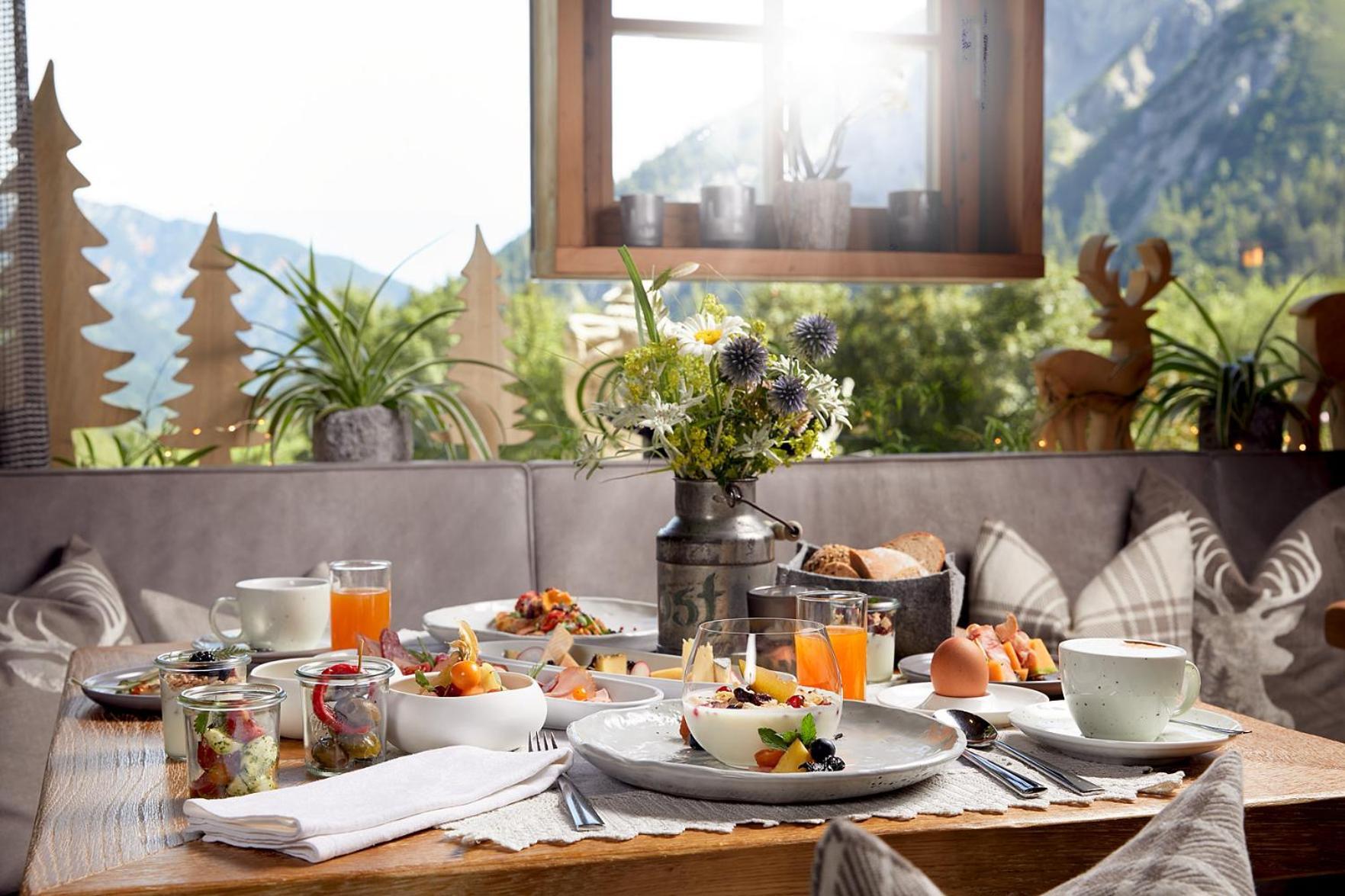 Hotel Gramai Alm Alpengenuss & Natur Spa Pertisau Exterior foto