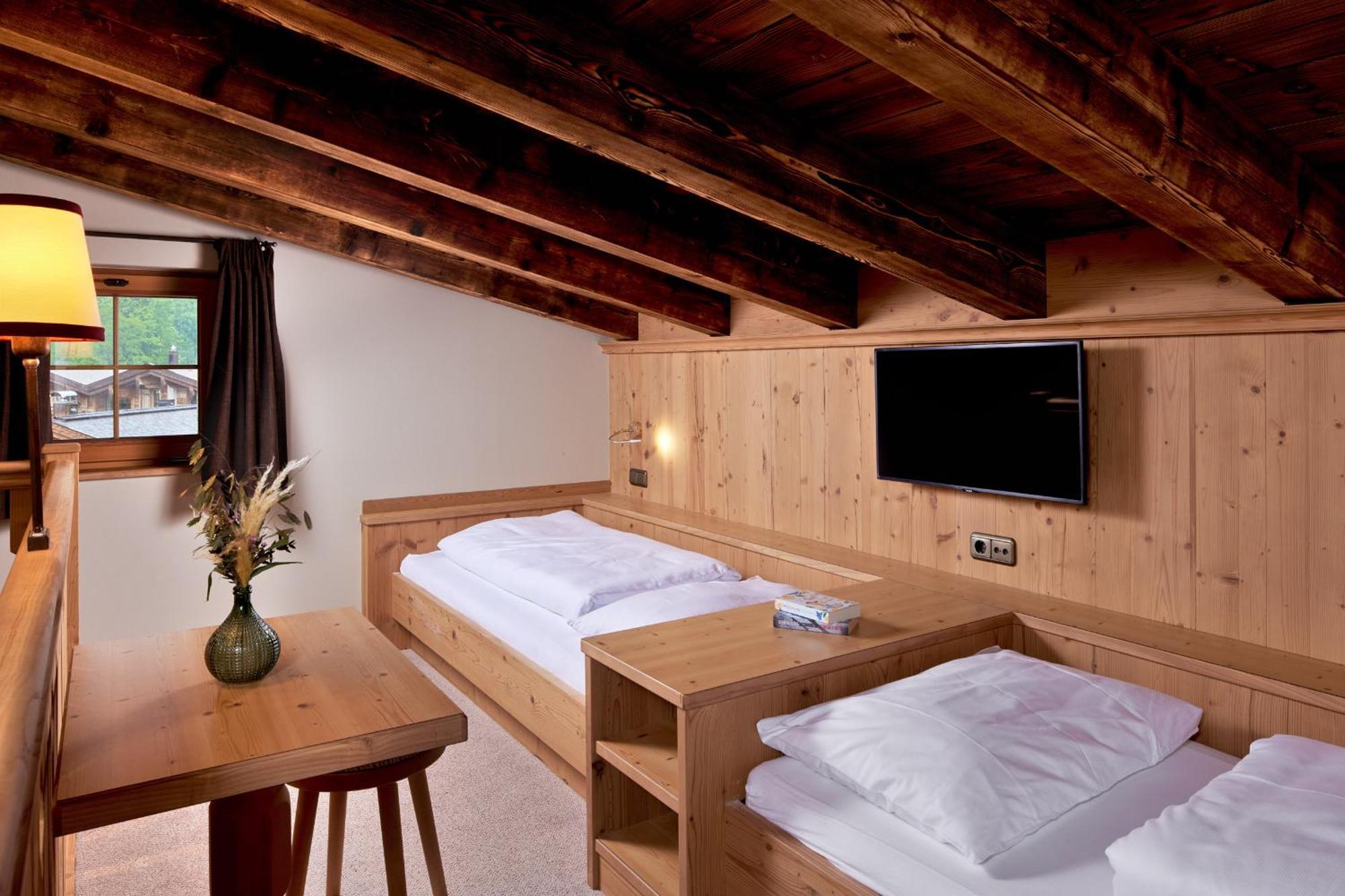 Hotel Gramai Alm Alpengenuss & Natur Spa Pertisau Zimmer foto